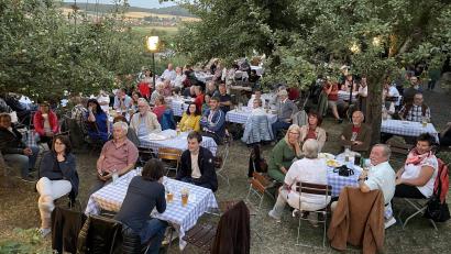 Archivbild: Gerhard Götz
Die Biergarten-Saison beginnt. Das zeigt sich an der Nachfrage nach Personal in der Gastronomie.