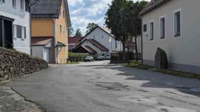 Bild: wrl
Der Ausbau der Straße Freyung steht dieses Jahr in Schönsee an.