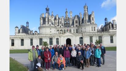 Bild: mül
Ein Ziel der VHS-Studienreise ist das Schloss Chambord an der Loire. Es hat 446 Zimmer, 82 Treppenhäuser, 282 Kamine und den größten Park Europas mit einer Umfassungsmauer von 32 Kilometern.