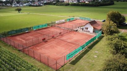 Bild: Gerhard Oberst/SpVgg
Das Jubiläum der SpVgg Thurndorf wird am 25. und 26. Mai auf dem Tennisgelände gefeiert.
