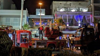 Bild: Isaac Buj/EUROPA PRESS/dpa
Der Unfall geschah direkt am Strand, nur wenige Straßen von den Kultlokalen Megapark und Bierkönig entfernt.