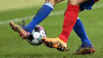 Symbolbild: Uli Deck/dpa/Symbolbild
Der SSV Jahn Regensburg will zurück in die 2. Fußball-Bundesliga.