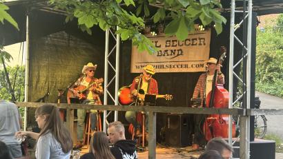 Bild: ge
Die Phil-Seccer-Band überzeugte beim Landkutschen-Musiksommer.
