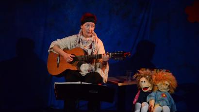 Bild: Kunz
De Stianghausratschn und ihre Puppen.