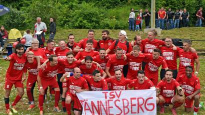 Bild: Gebert
Der TSV Tännesberg steigt in die Bezirksliga auf. der ASV Haidenaab wurde am Donnerstag mit 5:0 besiegt.