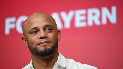 Bild: Sven Hoppe/dpa
Bayern-Trainer Vincent Kompany bei seiner Vorstellung in München.