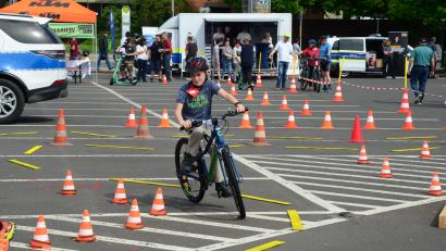 Archivbild: Kunz
So ein Wetter wäre für den Verkehrssicherheitstag "Boxxenstopp" der Weidener Polizei perfekt. Wegen des Unwetters wurde die Veranstaltung abgesagt.