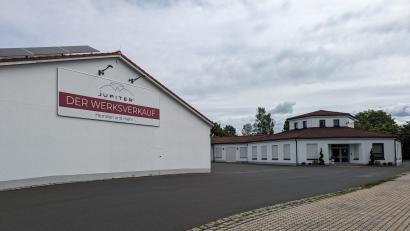 Bild: pz
Die Firmenzentrale der Jupiter Shirt GmbH in Tirschenreuth ist geschlossen.