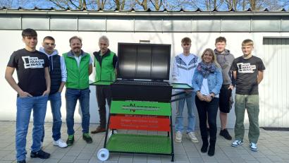 Bild: Katharina Stang
Mit dem Projekt „Vom alten Fass zum Grill“ gewinnt das Team der Gregor-von-Scherr-Realschule den Innovationspreis.