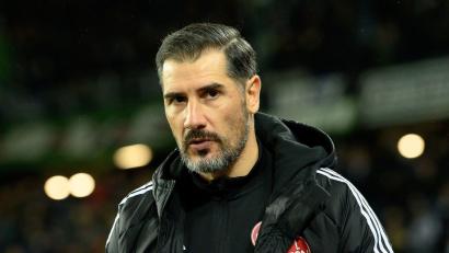 Bild: dpa
Trainer Cristian Fiél verlässt den 1. FC Nürnberg.