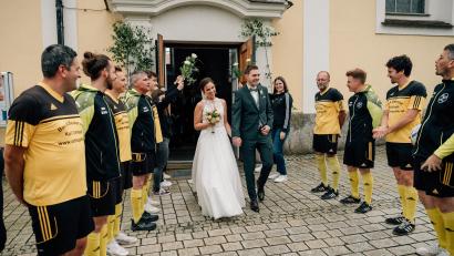 Bild: Dominik Garban/exb
In der Pfarrkirche in Erbendorf gaben sich Anja und Andreas Müller das Jawort.