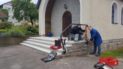 Bild: gi
Herbert Hanauer schmiedete kostenlos das Geländer der Kapelle Heumaden.