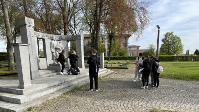Bild: Mittelschule Mitterteich/exb
Eine Stadtrallye durch Mitterteich stand beim Besuch der Partnerschule aus Tachov aus.