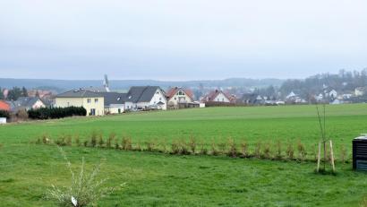 Bild: do
Das neue Baugebiet: 18 Parzellen in unterschiedlicher Größe, alle im Eigentum der Gemeinde, stehen zur Verfügung. Ein Erwerb ist jetzt schon möglich.