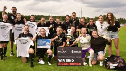 Bild: ham
Die Fußballfrauen des 1. FC Schwarzenfeld sind Bezirkspokalsieger.