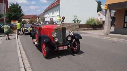 Archivbild: gz
Die Oldierallye macht unter anderem in Waldthurn Halt.