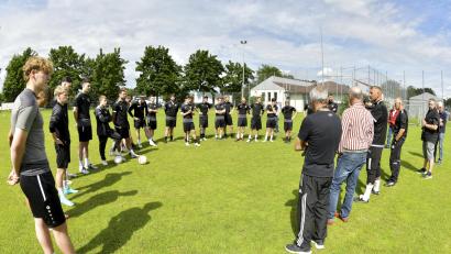 Bild: Hubert Ziegler
Der FC Amberg startete am Sonntagvormittag mit dem ersten Training in die Saisonvorbereitung.