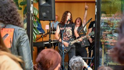 Bild: Petra Hartl
Bei der Open Stage in der Beanery in Amberg war ordentlich was los.