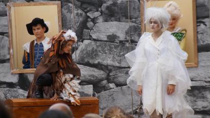 Bild: wel
Der kluge Uhu Schuhu weiß immer einen Rat für das kleine Gespenst