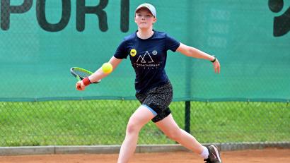 Bild: Hubert Ziegler
Die 13-jährige Pennie Wolff feierte ihr Landesliga-Debüt für den TC Amberg am Schanzl.