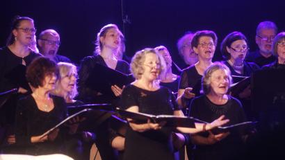 Bild: Hirsch
Der Oratorienchor Schwandorf gestaltete einen Opern-Abend mit Werken von Christoph Willibald Gluck.