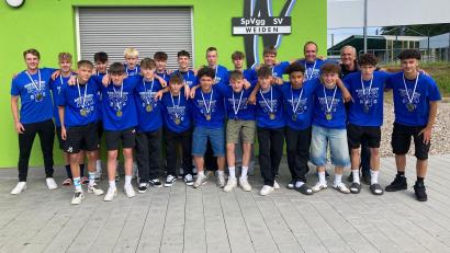 Bild: Simon Diermeier-Daucher
Mit 20 Siegen aus 20 Spielen ist die U15 der SpVgg SV Weiden Meister der Bezirksoberliga Oberpfalz und damit zurück in der Bayernliga.