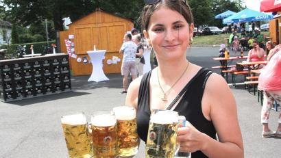 Bild: wro
Mit einem Lächeln wurde für Biernachschub an den Tischen gesorgt.