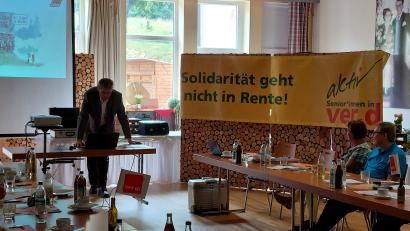 Bild: Manfred Haberzeth/exb
Ein Tagesseminar für Seniorenvertretungen veranstaltete der Verdi-Bezirk Oberpfalz in Schwarzenfeld.