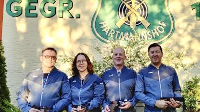 Bild: Oliver Binder/exb
Das erfolgreiche Sportpistolen-Team der SG Hartmannshof.