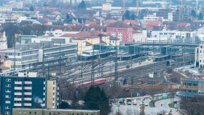 Archivbild: Armin Weigel/dpa
Am Hauptbahnhof Regensburg gab es am Mittwoch einen Feueralarm.
