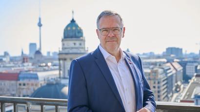 Bild: Annette Riedl/dpa
Handwerkspräsident Dittrich stimmt auf noch höhere Preise für Kunden ein. (Foto Archiv)