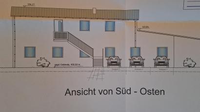 Grafik: Ingenieurbüro Stang, Bernstein/exb
Der Gemeinderat gab seine Zustimmung für eine Physiotherapiepraxis in Premenreuth. Weitere Stellplätze sollen an der Zufahrt von der Bernsteiner Straße sowie auf der Gebäuderückseite mit Blick zur Tierarztpraxis entstehen.