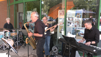 Archivbild: Benreuther
Das "Blue Note Project" schart regelmäßig eine große Fangemeinde beim Jazzfrühschoppen in Kümmersbruck um sich: Diesmal nicht, das Konzert am Sonntag, 7. Juli, wurde abgesagt.