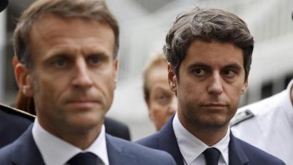 Bild: Ludovic Marin/dpa
Gabriel Attal (rechts) und sein Vorgesetzter Emanuel Macron.