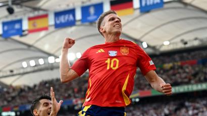 Bild: Federico Gambarini/dpa
Manchester City hat wohl Interesse an Dani Olmo.