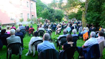 Archivbild: Kunz
Die Wurzer Sommerkonzerte gehen in ihre 37. Spielzeit. Auftakt ist am Freitag, 2. August, im historischen Pfarrhof.