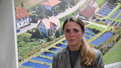Bild:  Andre Stephan-Park
Die gebürtige Ukrainerin Nataliia Shevchenko flüchtete aus der Ukraine. In Amberg arbeitet sie nun als Fachkraft in der Buchhaltung.