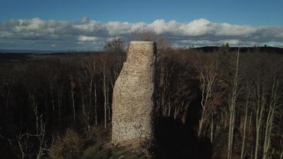 Archivbild: Hermann Markgraf
Die Instandhaltungsmaßnahmen an der Burgruine Reichenstein, dem Wahrzeichen der Gemeinde, sind abgeschlossen.