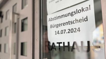Bild: Gabi Schönberger
Sprechen sich die Wähler für oder gegen die geplante Bebauung des Felixbergs aus?
