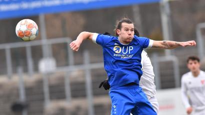 Archivbild: A. Schwarzmeier
David Bezdicka, zwei Jahre lang Stürmer bei der SpVgg SV Weiden, trägt künftig das Trikot des Landesligisten SC Luhe-Wildenau.