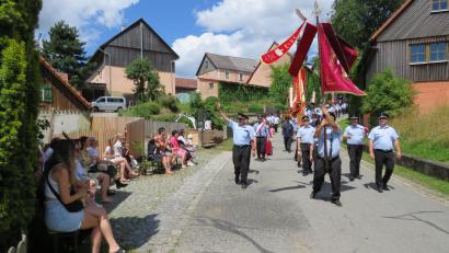 Bild: adj
Impressionen vom Festzug der Feuerwehr Kirchendemenreuth
