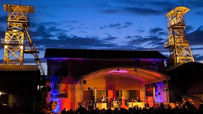 Bild: jma
Das Wetter spielte am Samstag mit bei "Musicals in Concert" auf dem Maffei-Gelände.