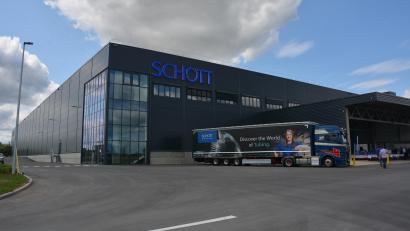 Bild: jr
Die neue mächtige Otto-Schott-Logistikhalle in Mitterteich.