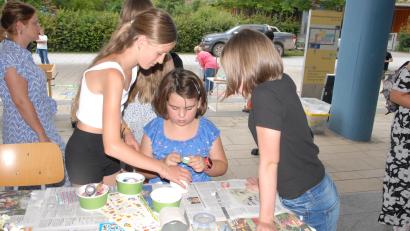 Bild: pop
Beim Upcycling zeigten die Schüler ihr Umweltbewusstsein.