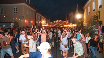 Bild: njn
Stimmung pur herrschte vor der Bühne.