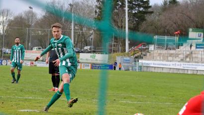 Archivbild: Hubert Ziegler
Dominik Haller erzielte das 1:0 für die DJK Gebenbach. Dennoch reichte es am Ende nur zu einem 1:1 gegen Aufsteiger TSV Karlburg.