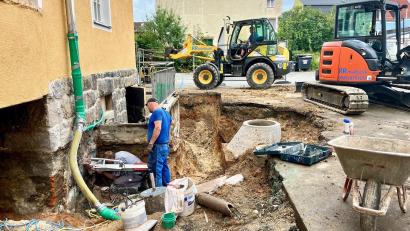 Bild: Gabi Schönberger
Die letzten Sanierungsarbeiten im Schweigerblock laufen.