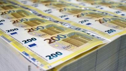 Symbolbild: Esma Cakir
Noch muss die Stadt Amberg das Geld für die Stadtteile-Million nicht drucken. Aber als Kredit wird sie das Geld schon aufnehmen müssen.