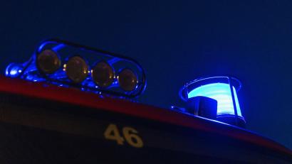 Bild: Philipp von Ditfurth/dpa
Fast einhundert Feuerwehrkräfte waren laut Polizei im Einsatz. (Symbolbild)