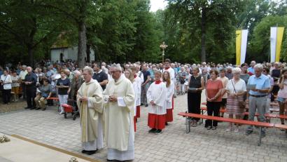 Bild: mma
Unzählige Pilger waren im vergangenen Jahr auf den Frohnberg zum Hauptgottesdienst gekommen.